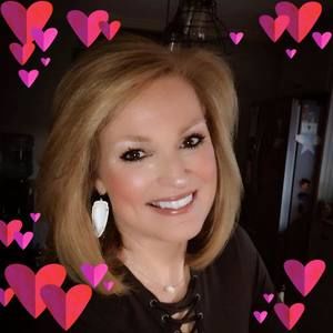 Meet your Posher, Denise